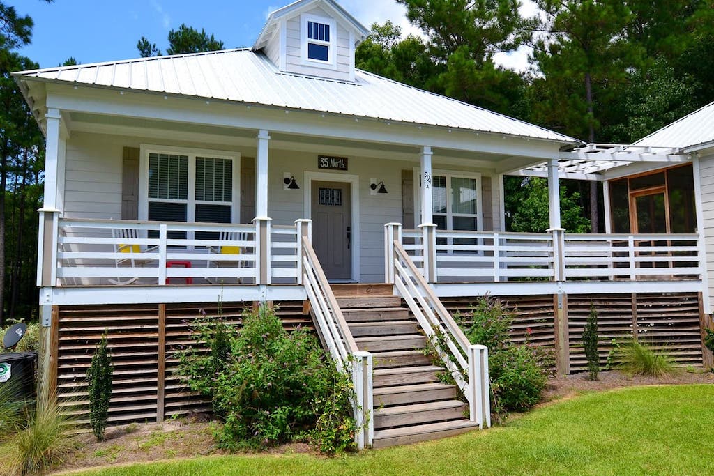The The 35 North Cottage is one of many Outfitter's rental cottages at Arlington Place, a vacation destination in Minnesott Beach, NC.